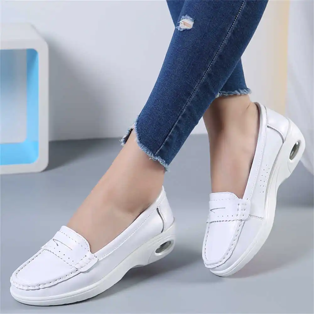 Thick Sole Slipon White Traine - Travel Accessories Wholesale Suppliers recensione e prezzo