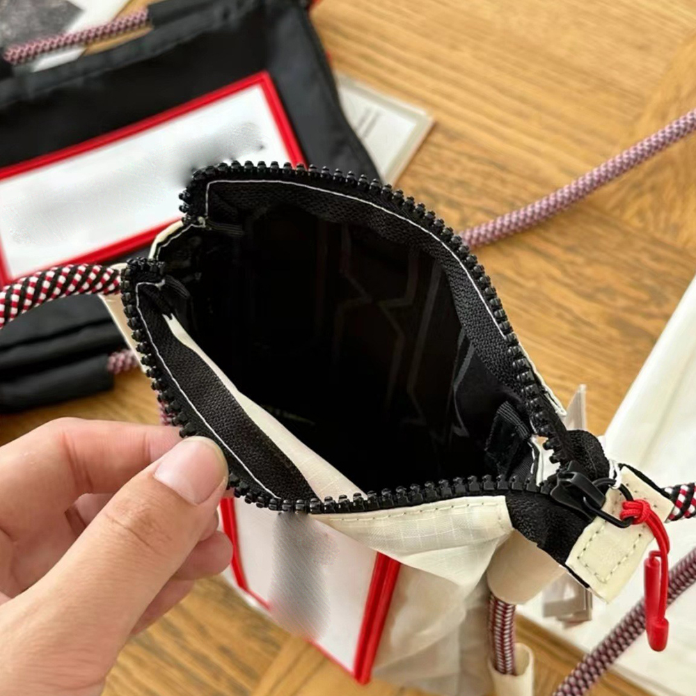 Adjustable Shoulder Straps, Zi - Travel Access recensione e prezzo