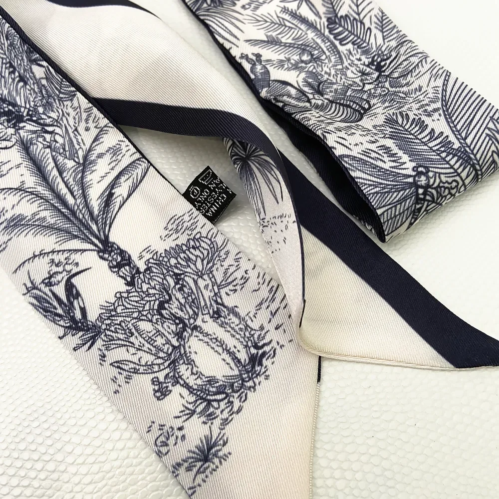 Extended Ribbon Scarf, Silk Ha - Travel Access recensione e prezzo