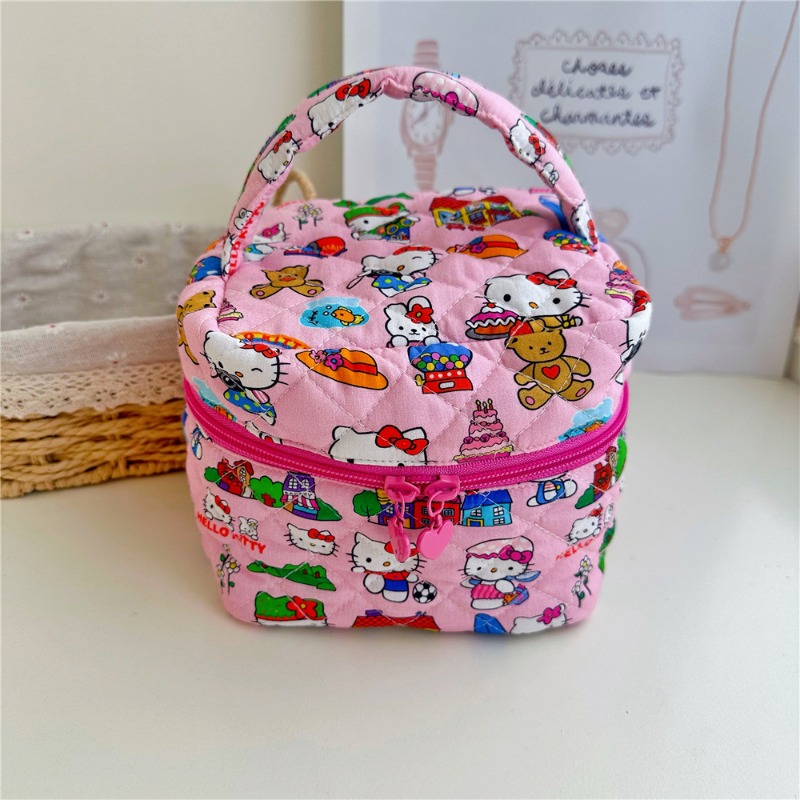 Hello Kitty Cartoon Printed Qu - Travel Accessories Needed recensione e prezzo