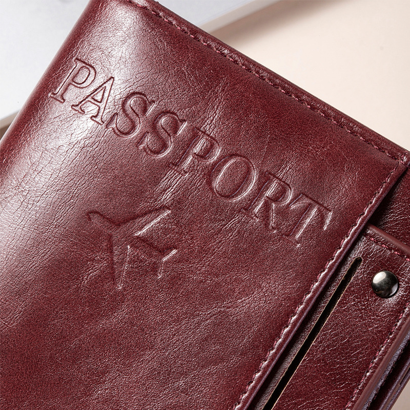 Passport Holder and Wallet in  - Travel Accessories In Bulk recensione e prezzo