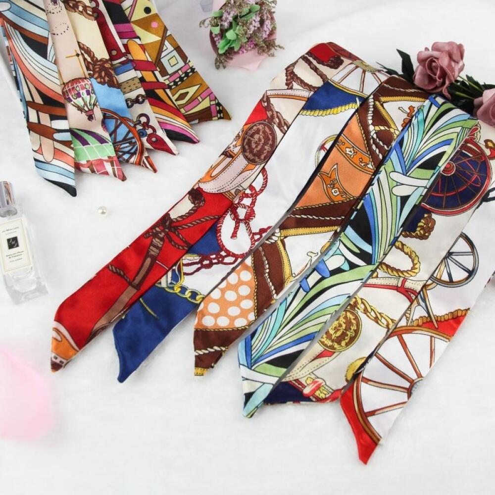 Korean Silk Scarf Soft Satin H - Travel Accessories Present recensione e prezzo