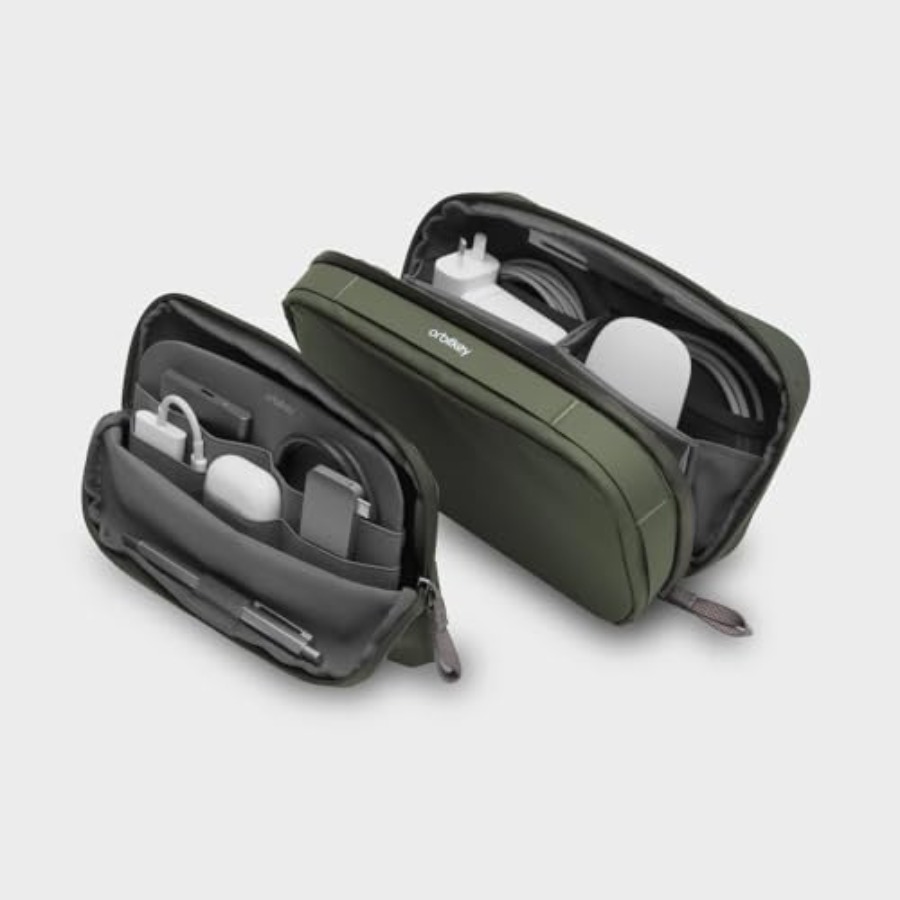 2-in-1 Tech Accessory Pouch wi - Travel Accessories Us recensione e prezzo