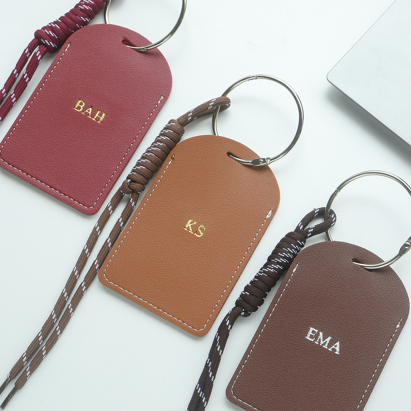 Personalized Custom Dual Initi - Travel Accessories With Kids recensione e prezzo