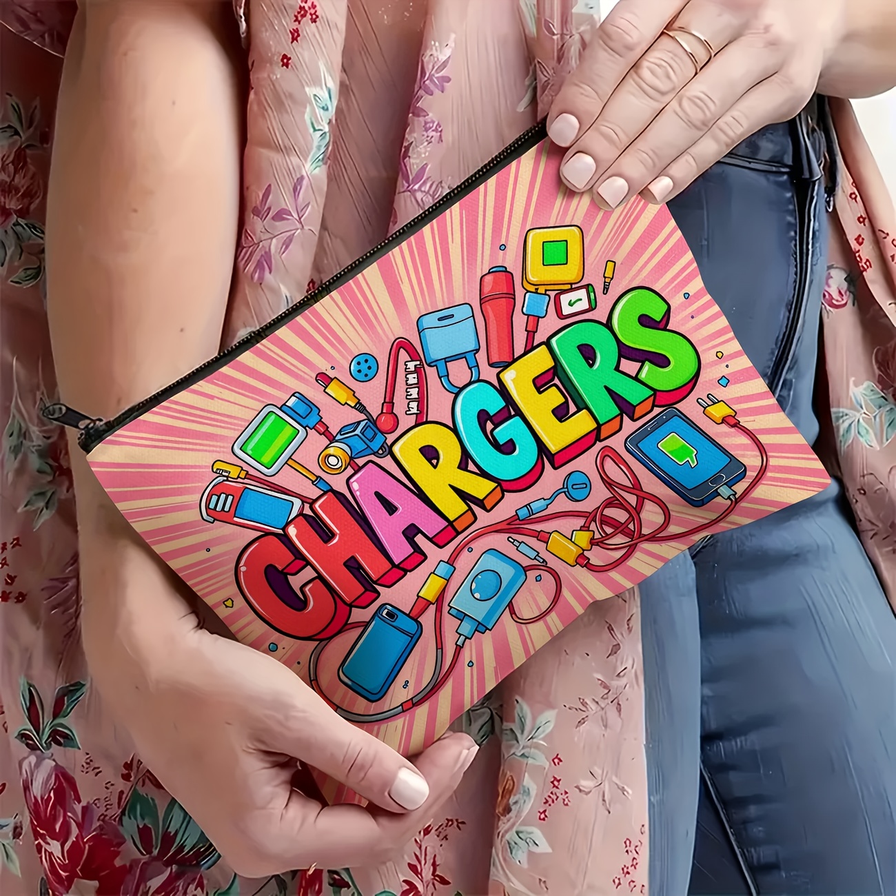 This Colorful Charger Storage  - Travel Accessories Present recensione e prezzo