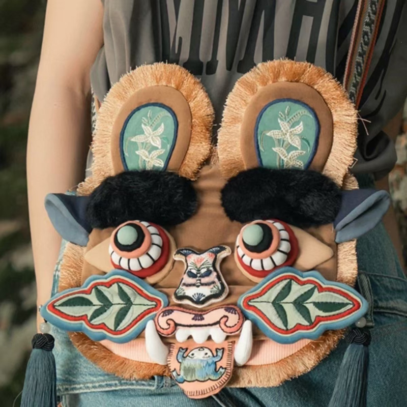 Chinese Style Faux Fur Plush B - Travel Accessories With Toddler recensione e prezzo