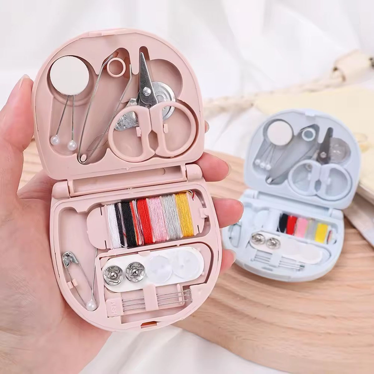 Mini Manual Sewing Machine Kit - Travel Accessories To Sew recensione e prezzo