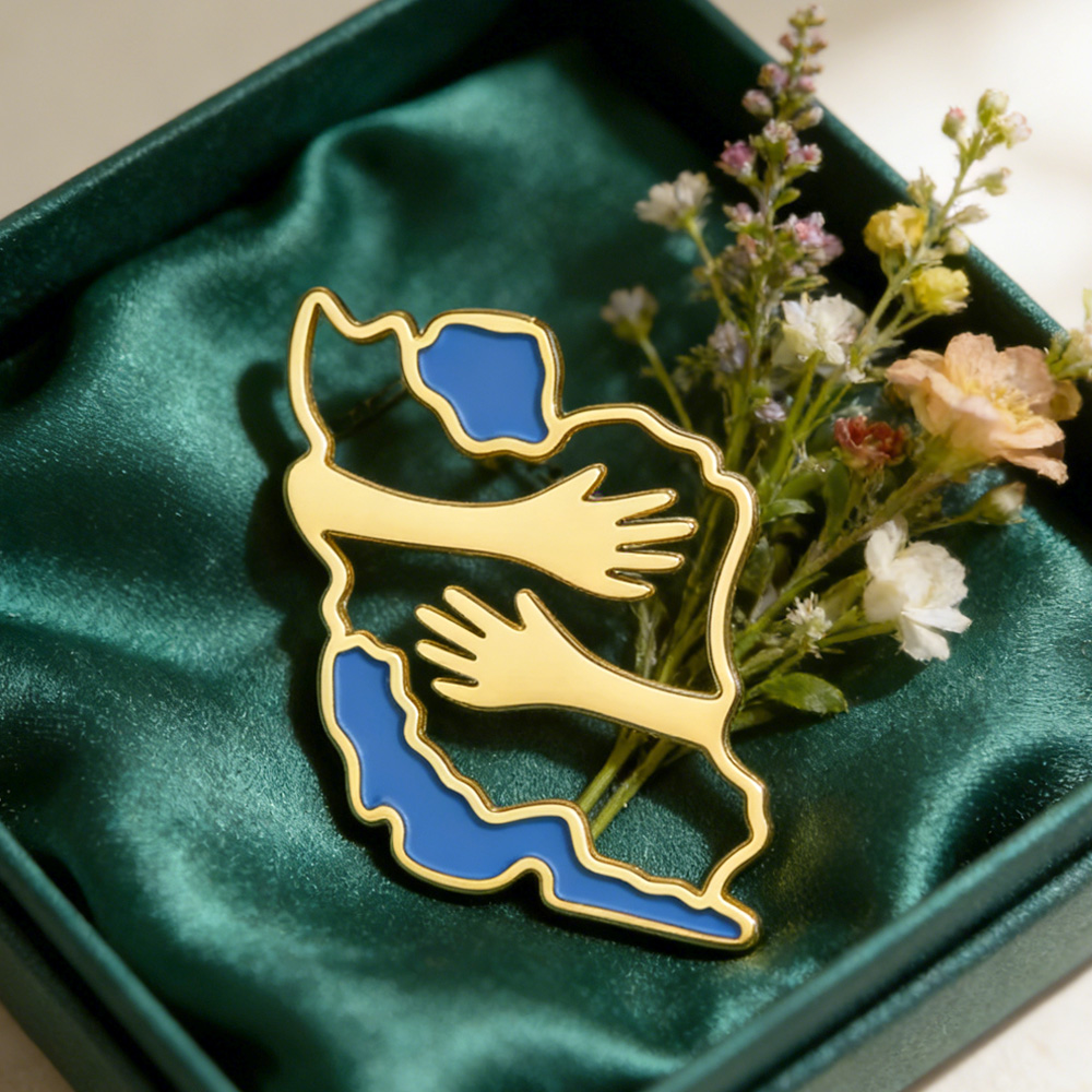 Dawapara Iran Map Shape Brooch - Travel Accessories Unisex recensione e prezzo