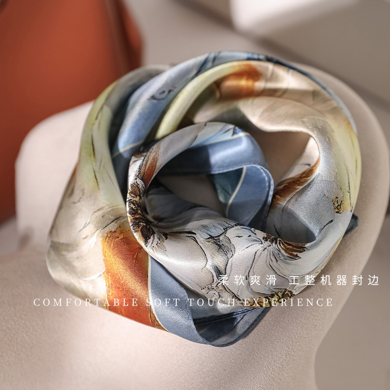 100% Real Silk Scarf Gorgeous  - Travel Accessories Present recensione e prezzo